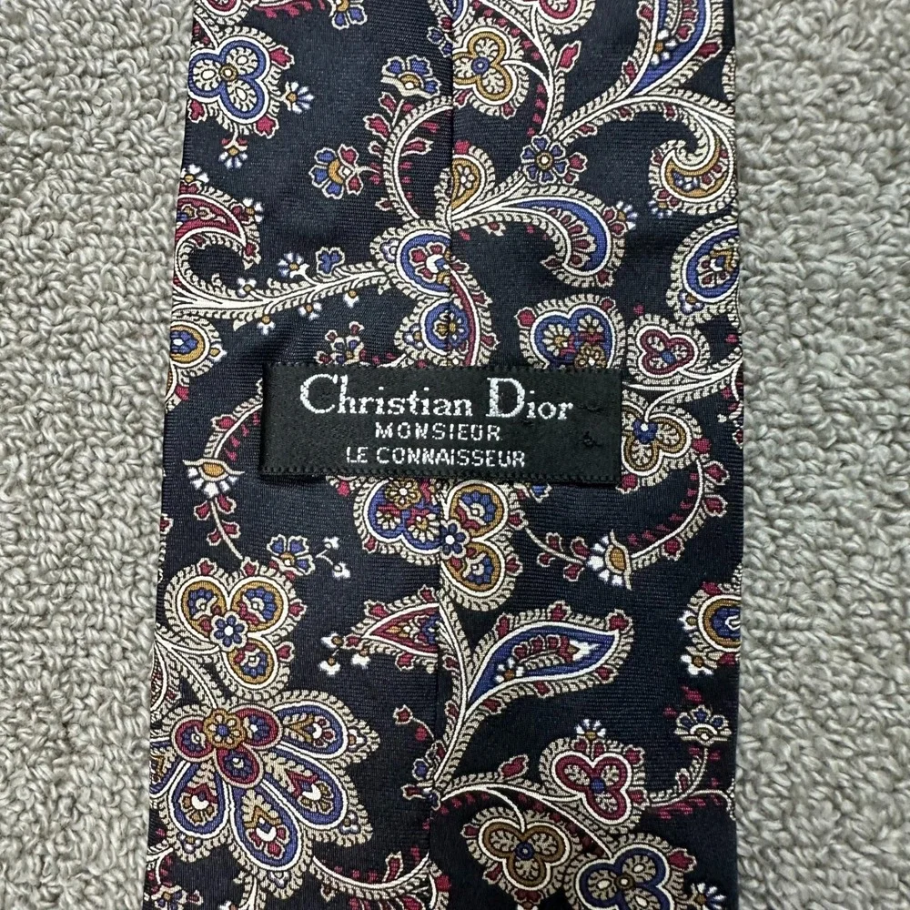 Christian Dior Monsieur Paisley Silk Tie Navy Blue Burgundy Gold USA Made 55in